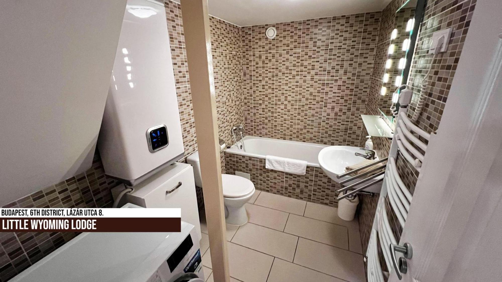 Little Americas Wyoming Lodge Apartment Budapest Exterior foto